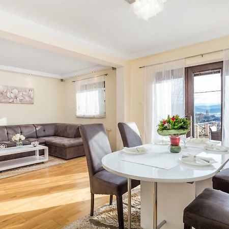 Apartman Javor Apartman Otocsán Kültér fotó