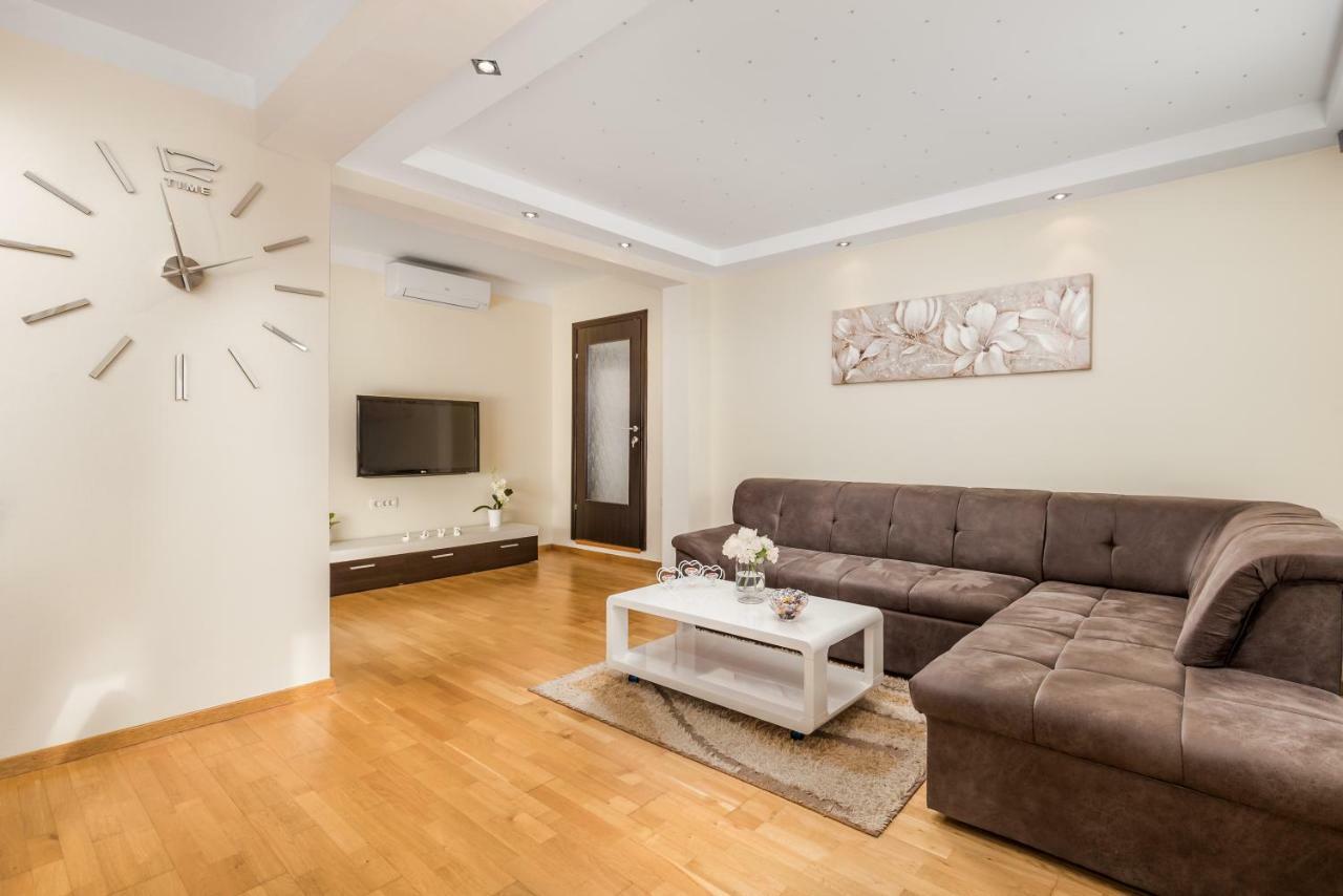 Apartman Javor Apartman Otocsán Kültér fotó